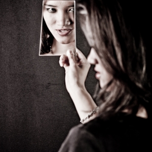 mirrormirror-01